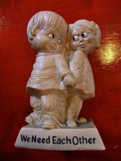 画像1: 70's message doll " We Need each Other "