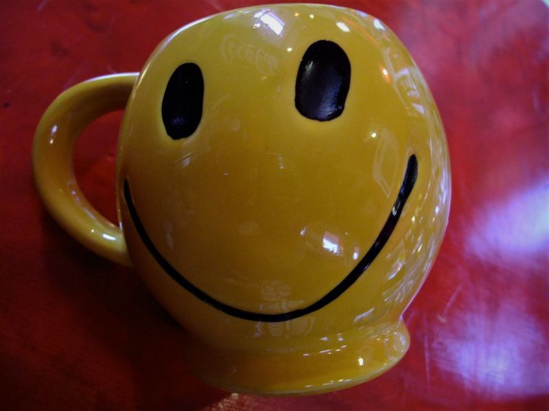 画像1: Vintage McCOY Smile Mug